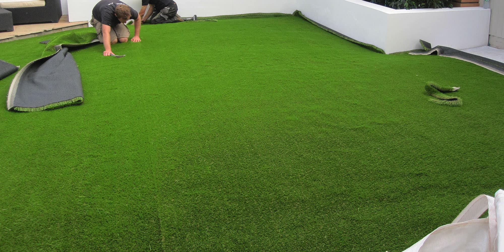 Details about   Artificial Grass 40mm Realistic Fake Lawn Top Quality Astro Turf 2m & 4m Rolls 